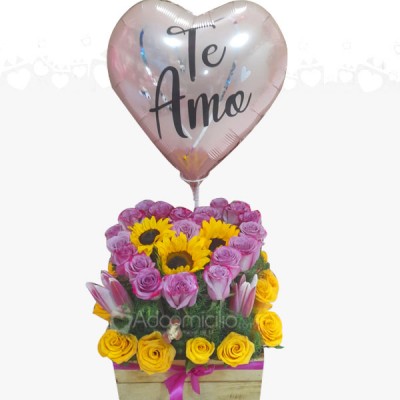 Dia del amor y la Amistad Arreglo floral en Cali Colombia