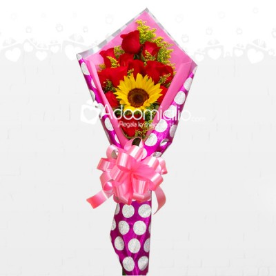 Amor Y Amistad Bouquet Rosas Y Girasol A Domicilio En Cali 